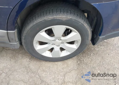 2010 Subaru Outback 2.5I Premium z USA, uszkodzony, nr VIN 4S4BRBCC2A3332971